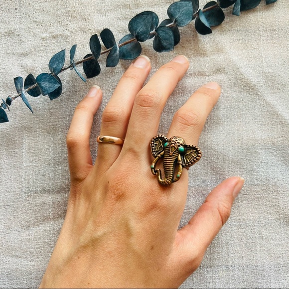 Vintage Elephant ring - Picture 2 of 4